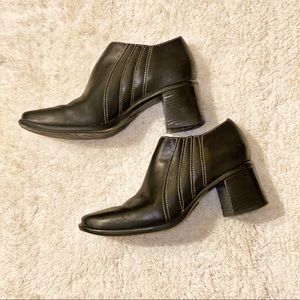 Clarks Brown Leather Booties w/ Classic Stitching